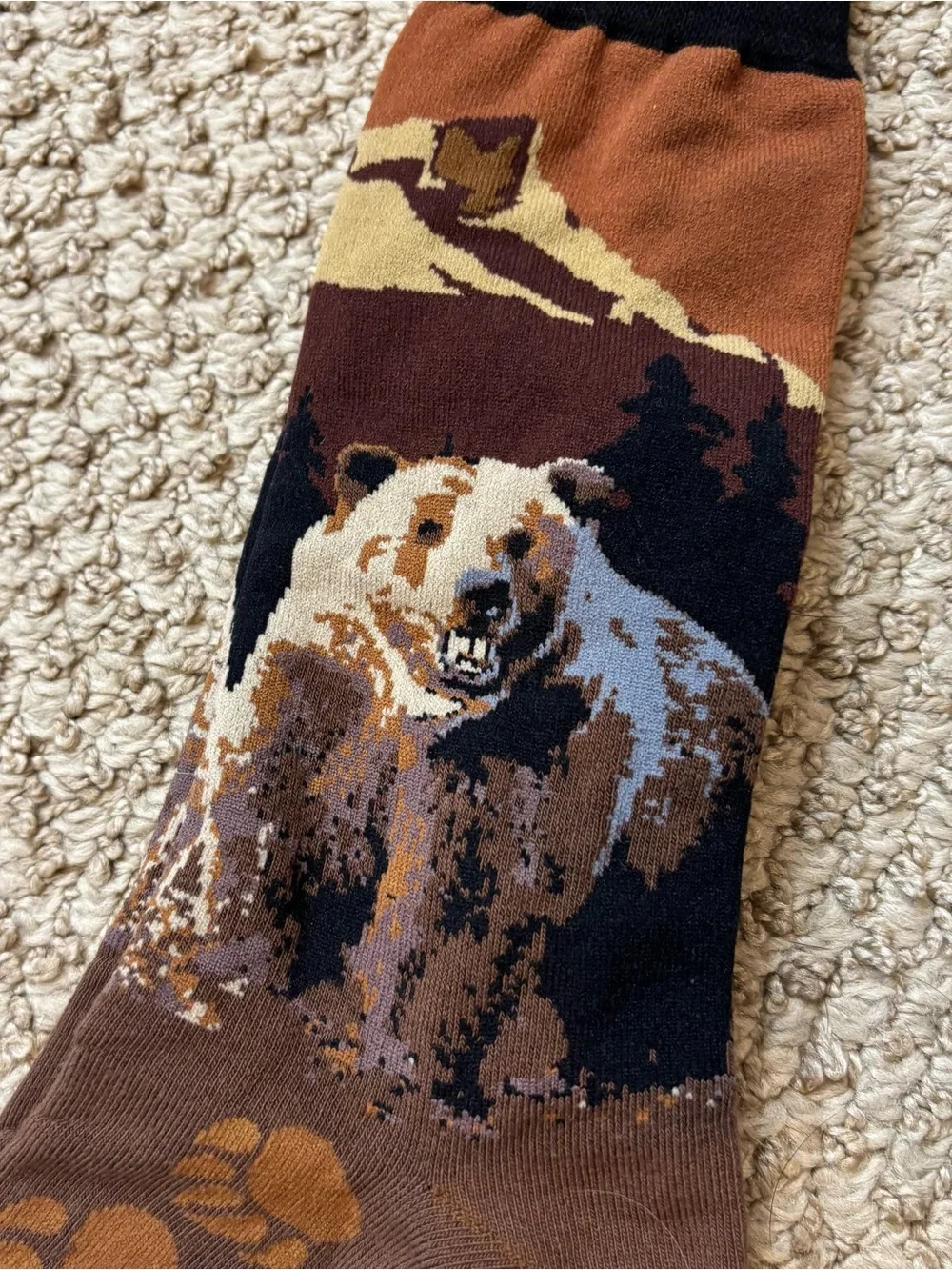 Brand new with Tags Ace Brand Grizzly Bear Graphic Socks Size Adult Large